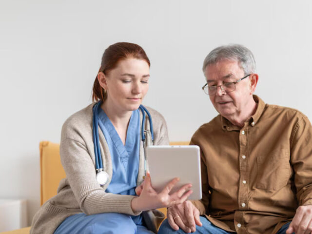 Staten Island Families: Is It Time to Hire a Home Health Aide?