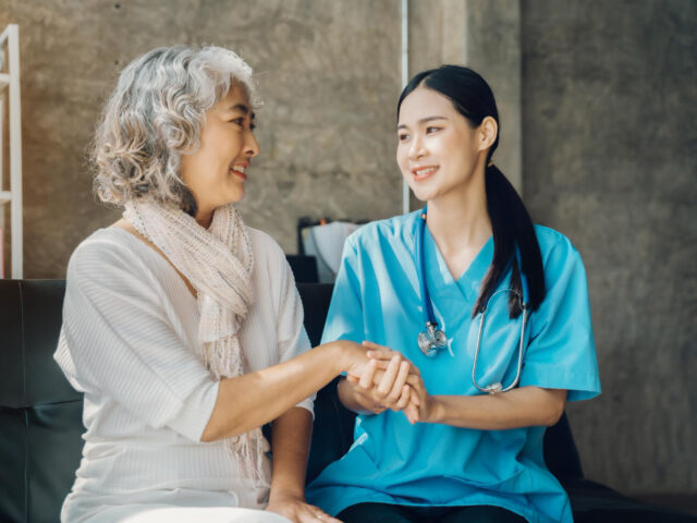 Choosing Your Home Health Aide in Brooklyn NY? What to Know About Hiring, Matching & Family Preferences
